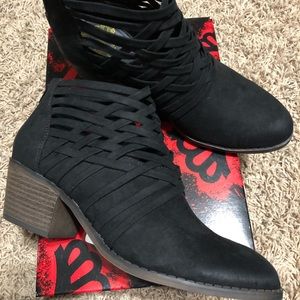 Brand new Fergalicious Bandana